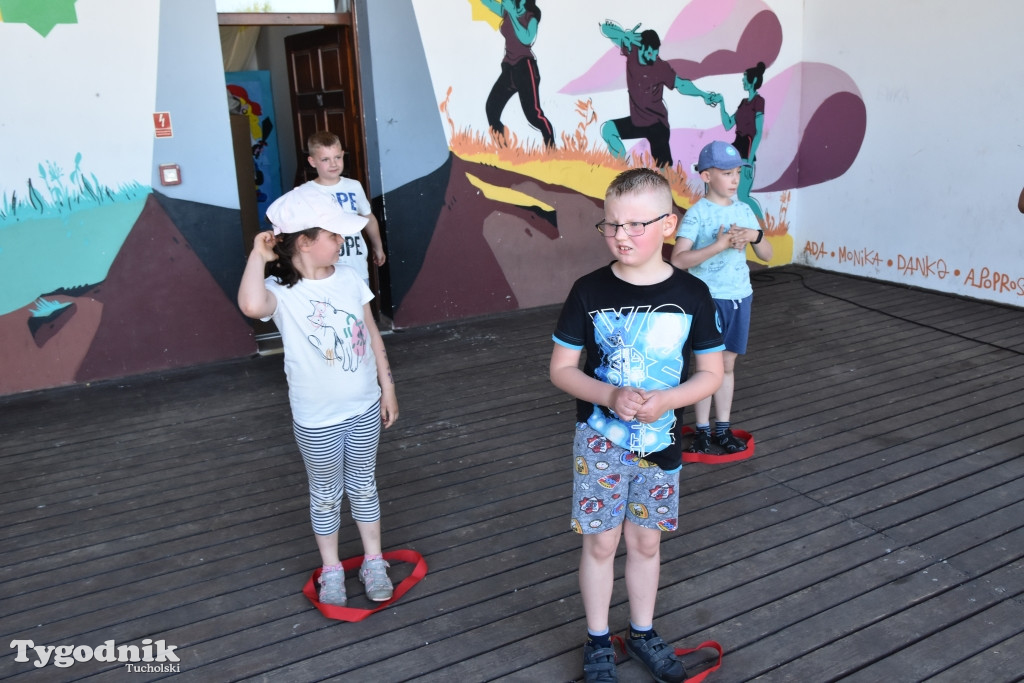 Bajkowy Dzień Dziecka na plaży w Bysławiu