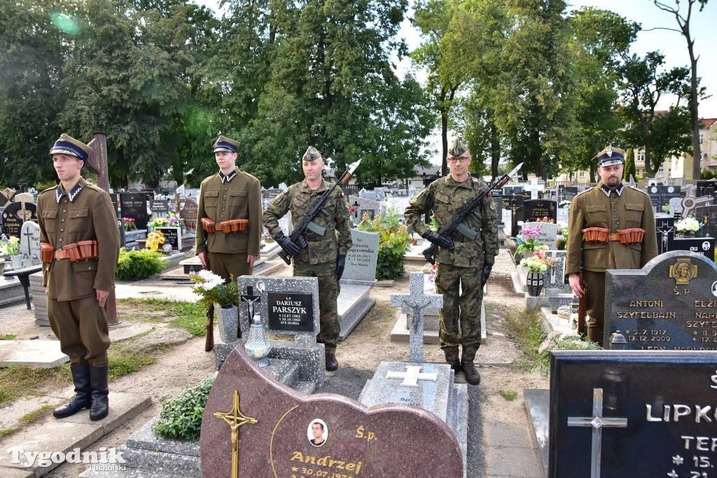 Uroczystości przy grobie majora Teodora Spychalskiego