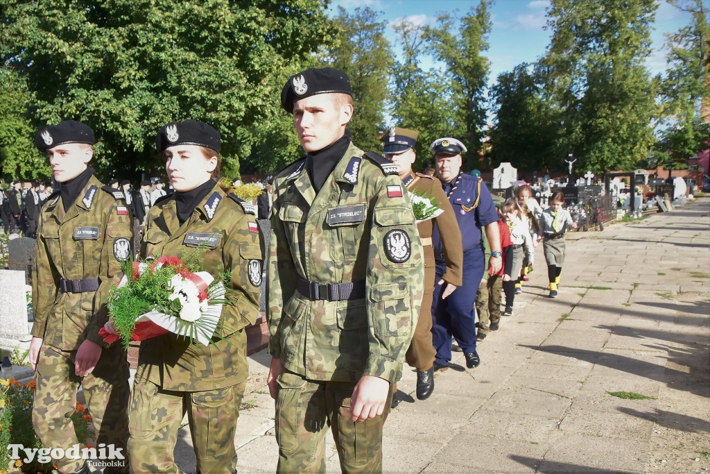 Uroczystości przy grobie majora Teodora Spychalskiego