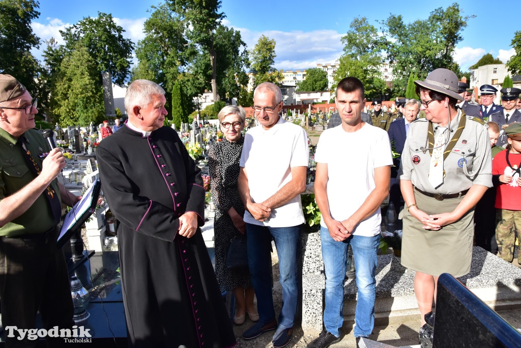 Uroczystości przy grobie majora Teodora Spychalskiego