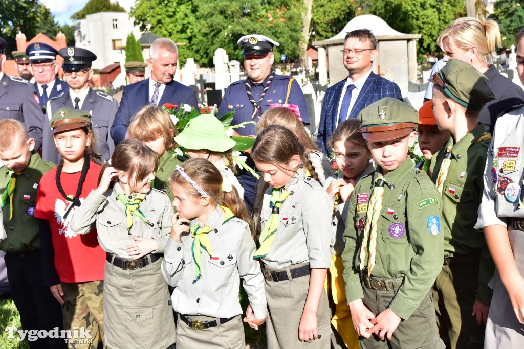 Uroczystości przy grobie majora Teodora Spychalskiego