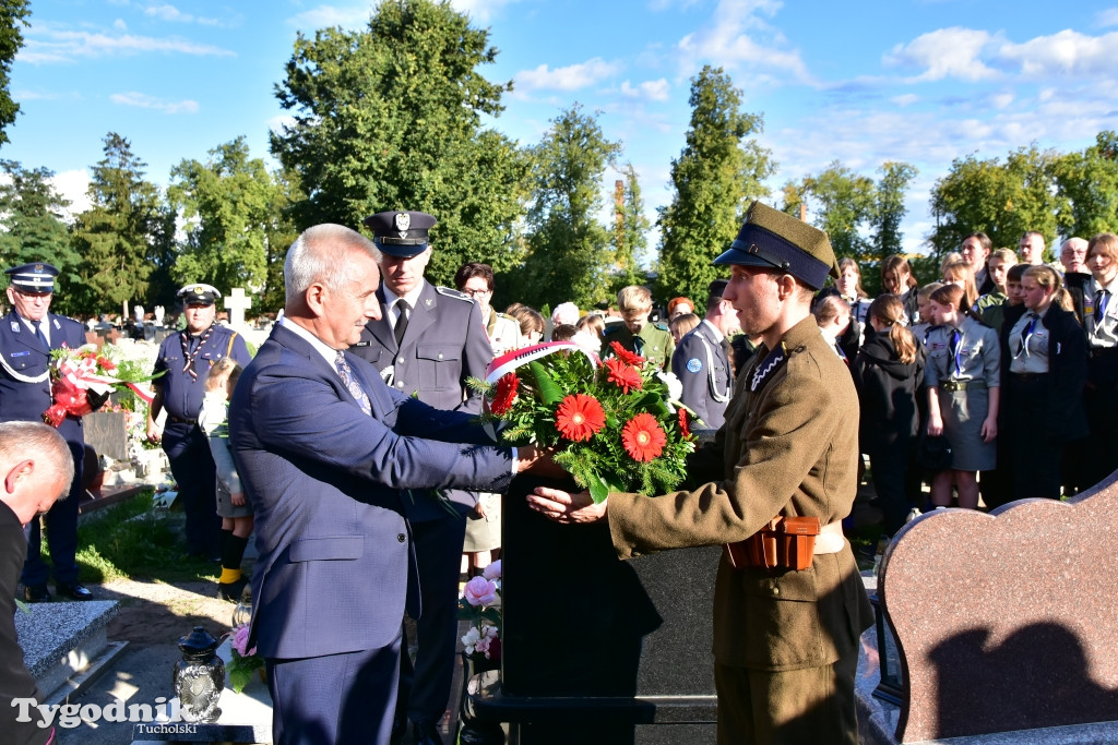 Uroczystości przy grobie majora Teodora Spychalskiego