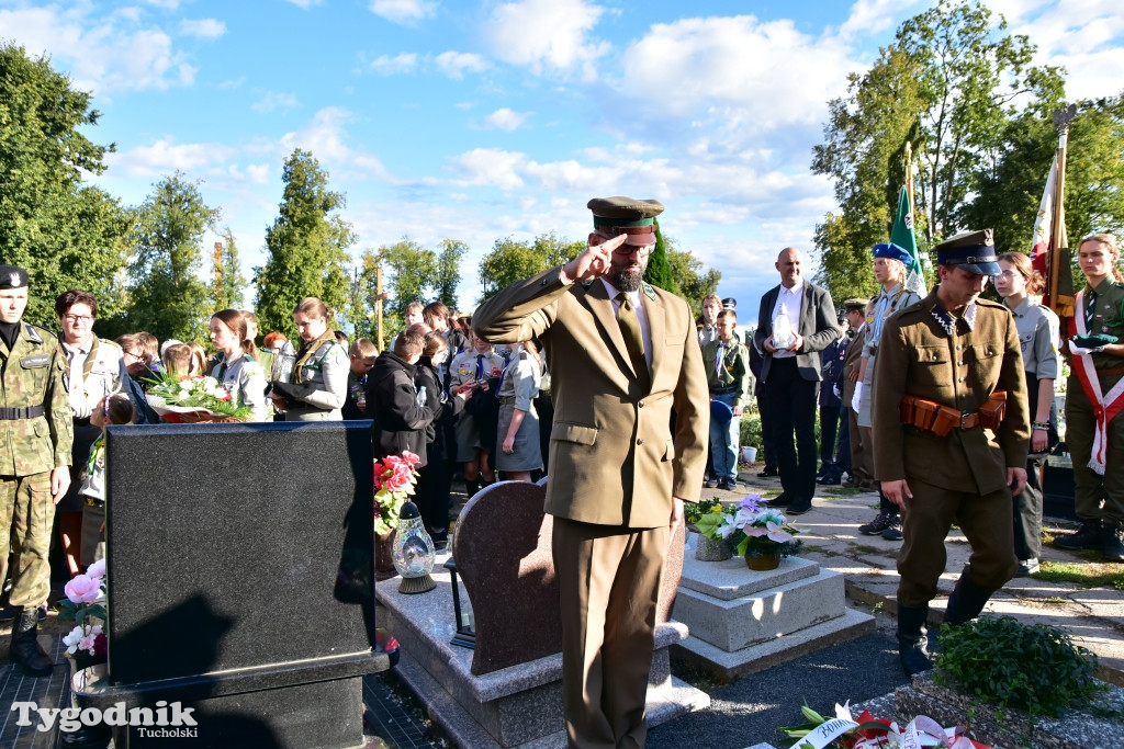 Uroczystości przy grobie majora Teodora Spychalskiego