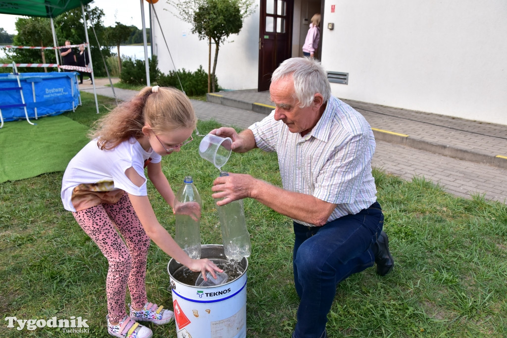 Morsy żegnają lato na plaży w Bysławiu