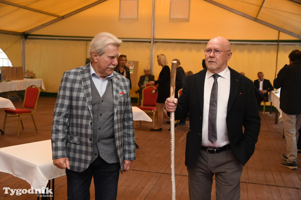 Plener w Brdzie, na nim dzieci ze Sztukarni (2022)