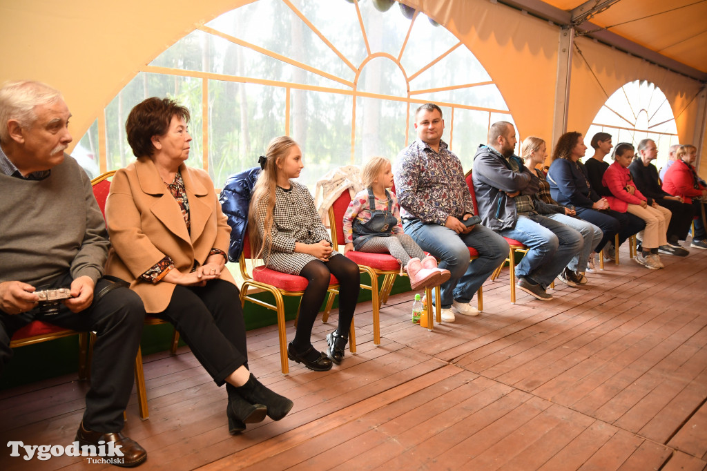 Plener w Brdzie, na nim dzieci ze Sztukarni (2022)