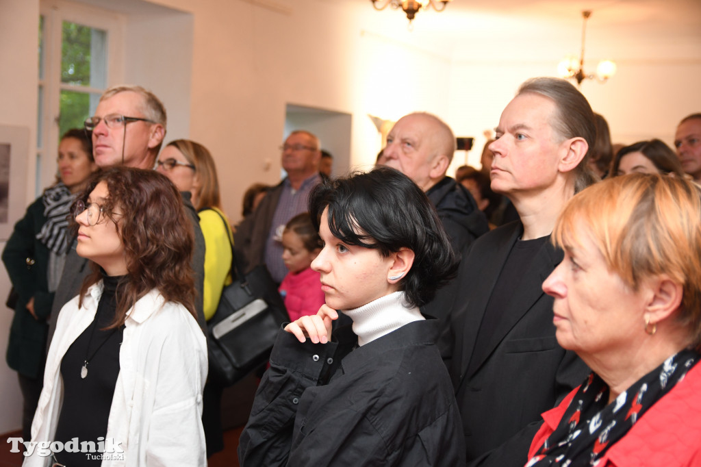 Plener w Brdzie, na nim dzieci ze Sztukarni (2022)