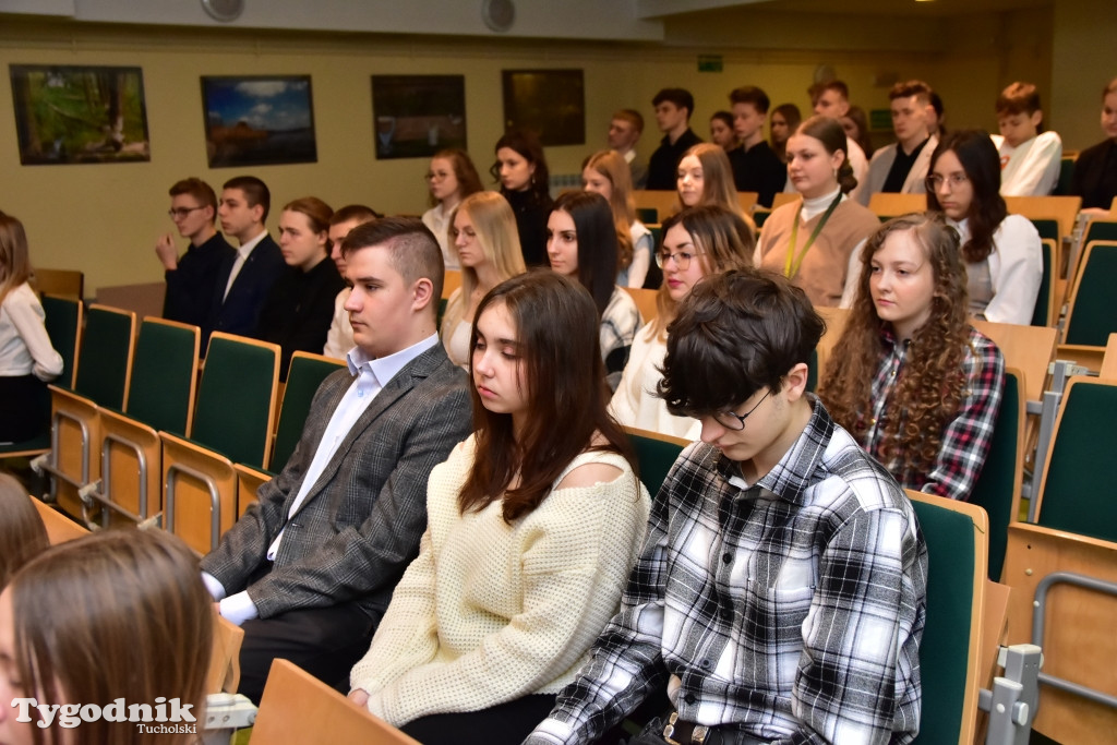 Stypendia dla uczniów LO, ZSLiA i ZSLiT