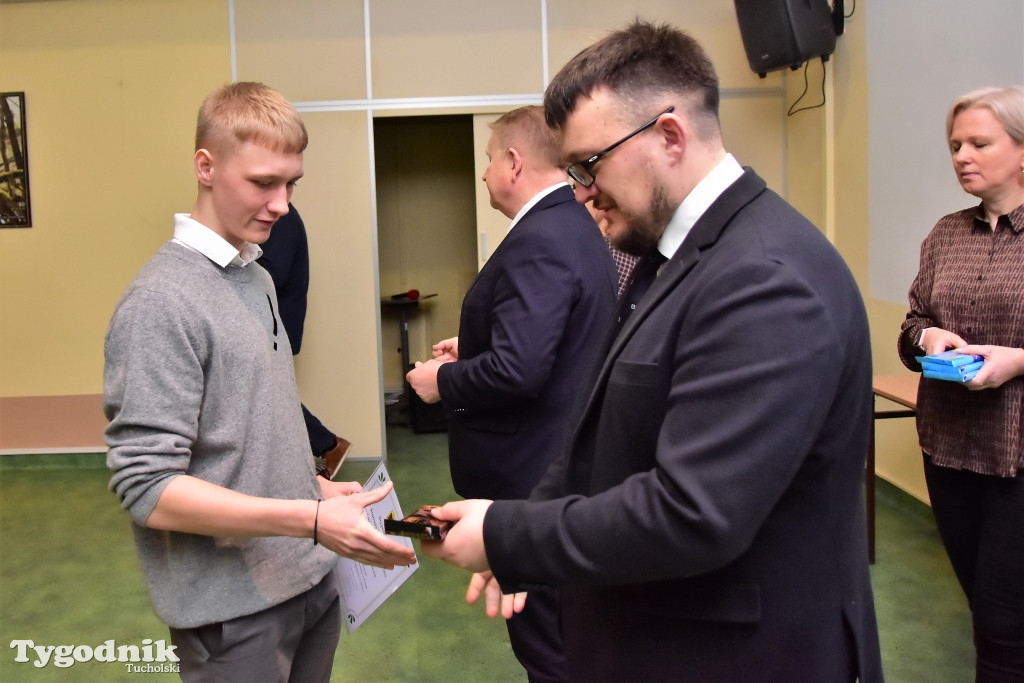 Stypendia dla uczniów LO, ZSLiA i ZSLiT