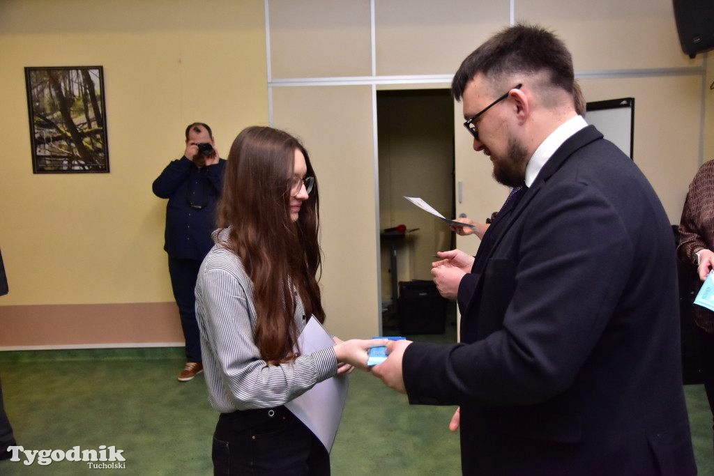Stypendia dla uczniów LO, ZSLiA i ZSLiT
