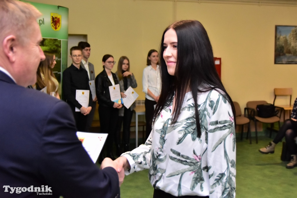 Stypendia dla uczniów LO, ZSLiA i ZSLiT