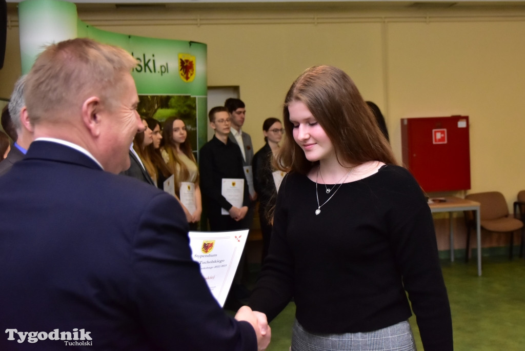 Stypendia dla uczniów LO, ZSLiA i ZSLiT