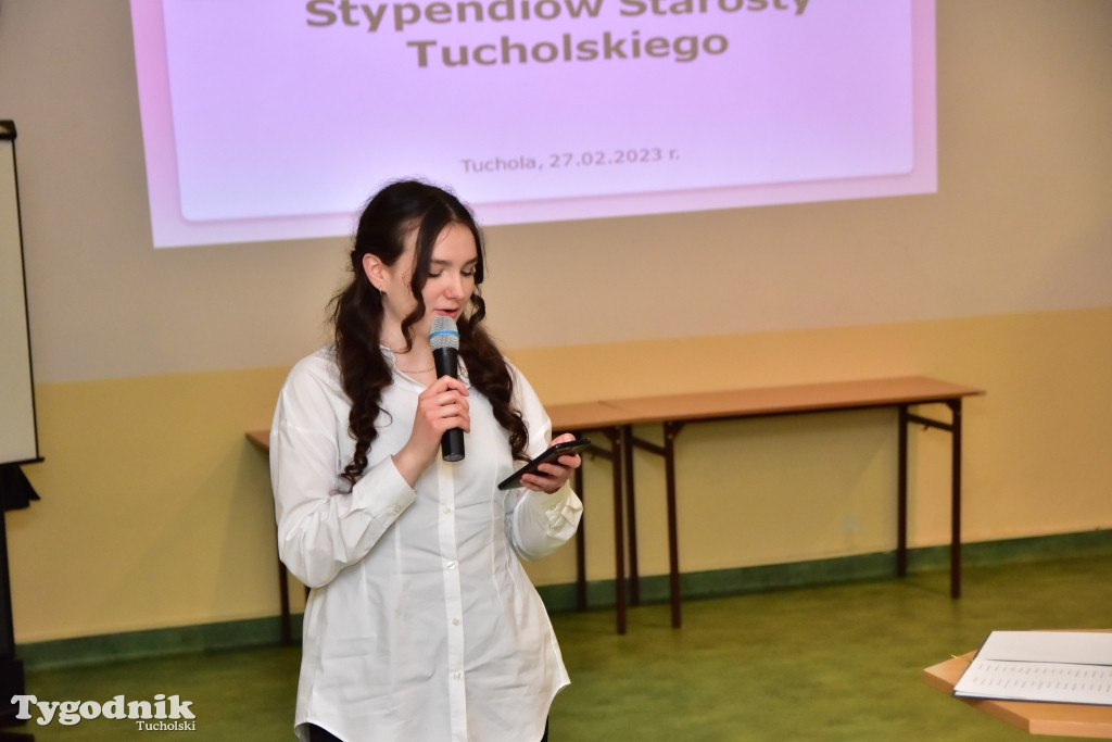 Stypendia dla uczniów LO, ZSLiA i ZSLiT