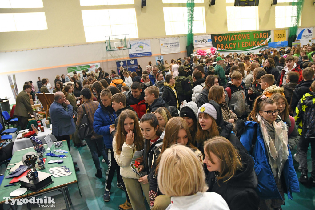 Powiatowe Targi Pracy i Edukacji - Tuchola (10.03.2023)