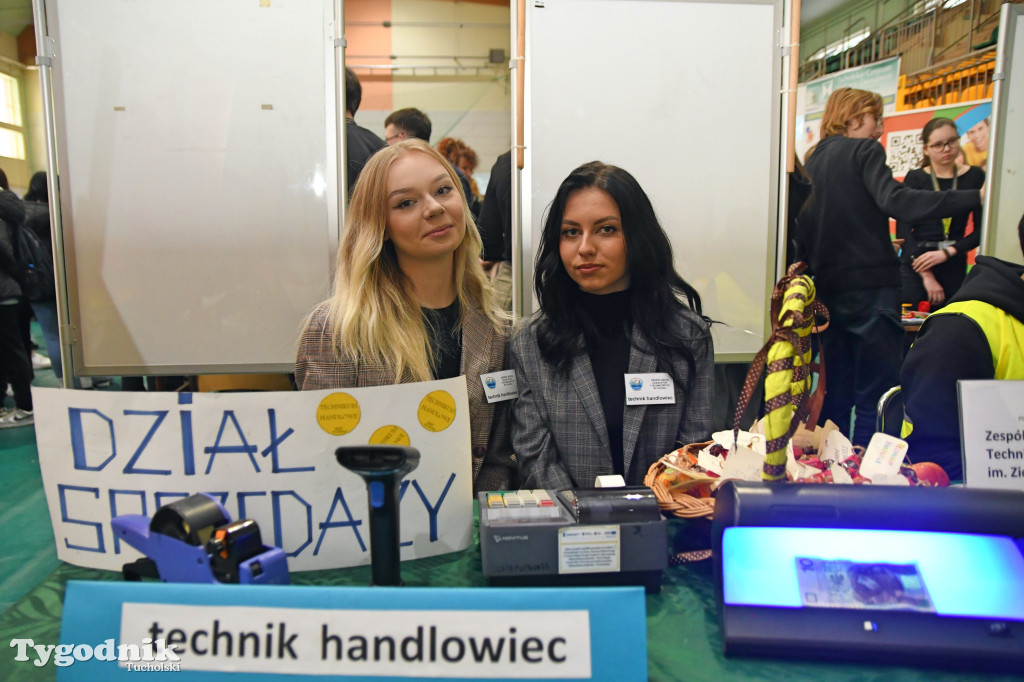 Powiatowe Targi Pracy i Edukacji - Tuchola (10.03.2023)