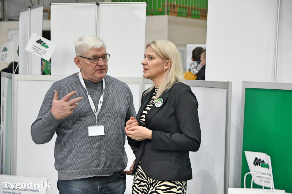 Powiatowe Targi Pracy i Edukacji - Tuchola (10.03.2023)