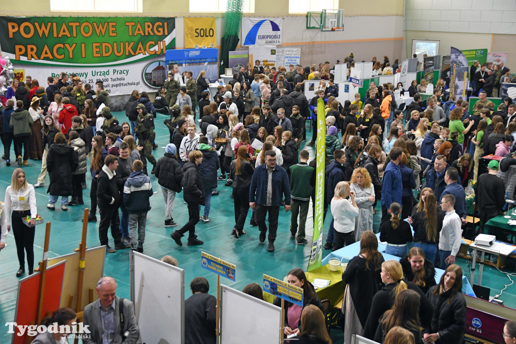 Powiatowe Targi Pracy i Edukacji - Tuchola (10.03.2023)