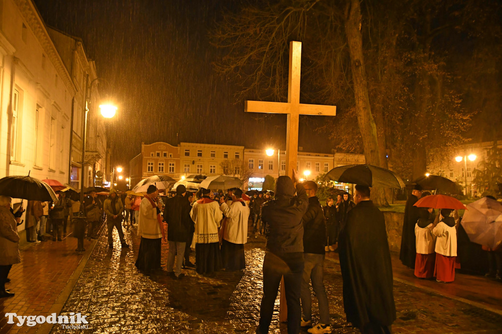 Droga Krzyżowa w Tucholi (07.04.2023)