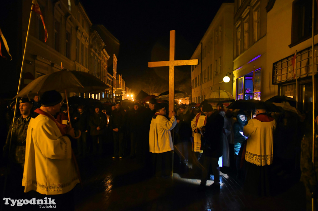 Droga Krzyżowa w Tucholi (07.04.2023)