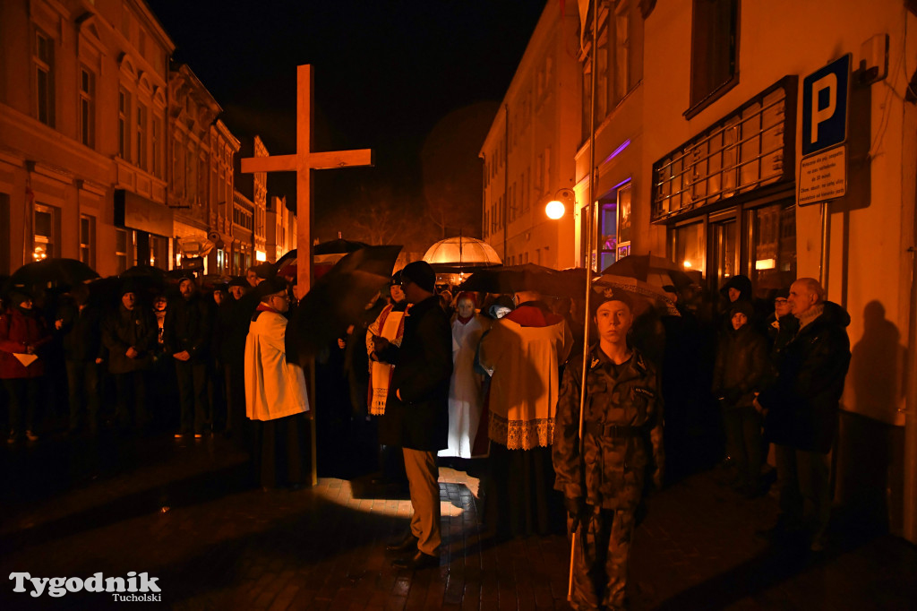 Droga Krzyżowa w Tucholi (07.04.2023)