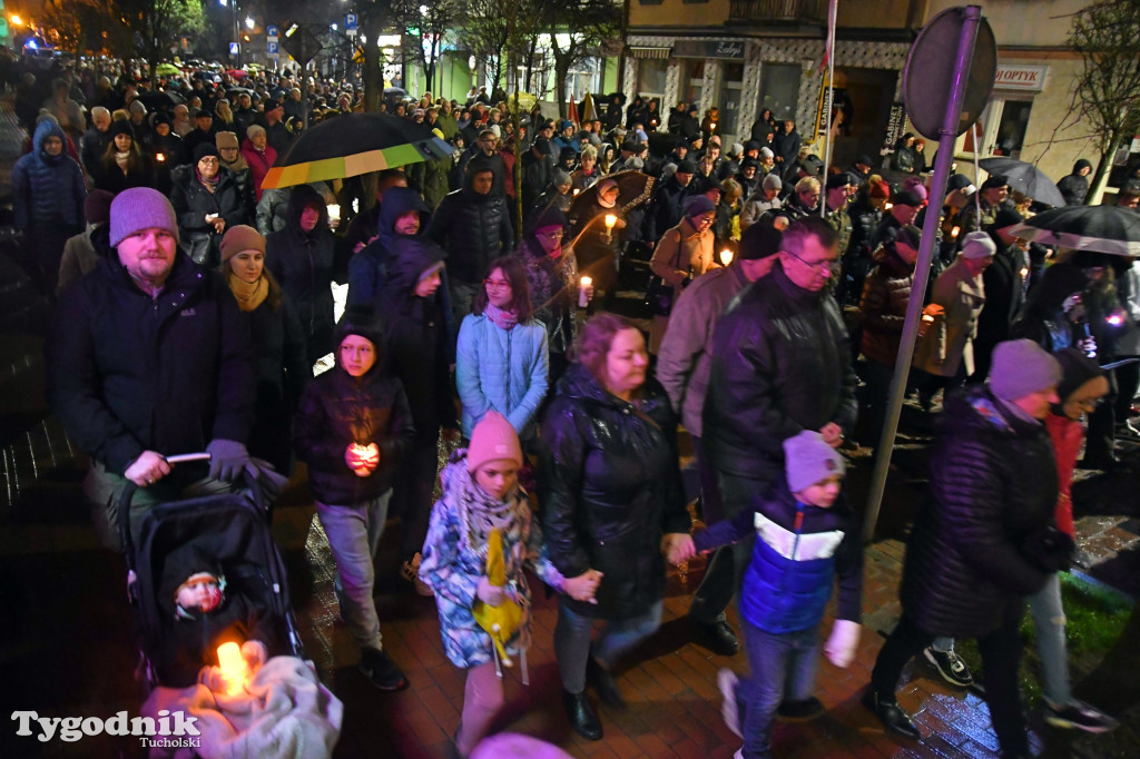 Droga Krzyżowa w Tucholi (07.04.2023)