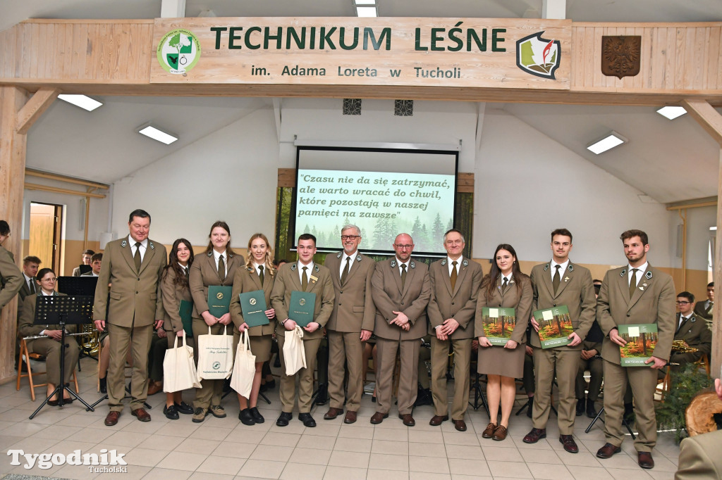 Technikum Leśne w Tucholi - pożegnanie absolwentów 2023