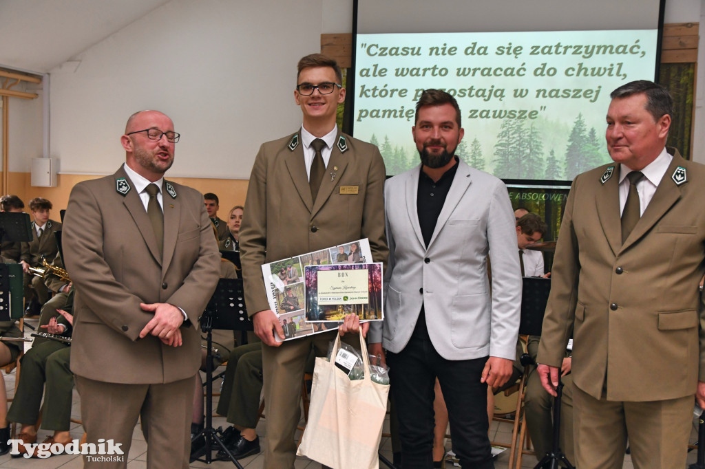 Technikum Leśne w Tucholi - pożegnanie absolwentów 2023