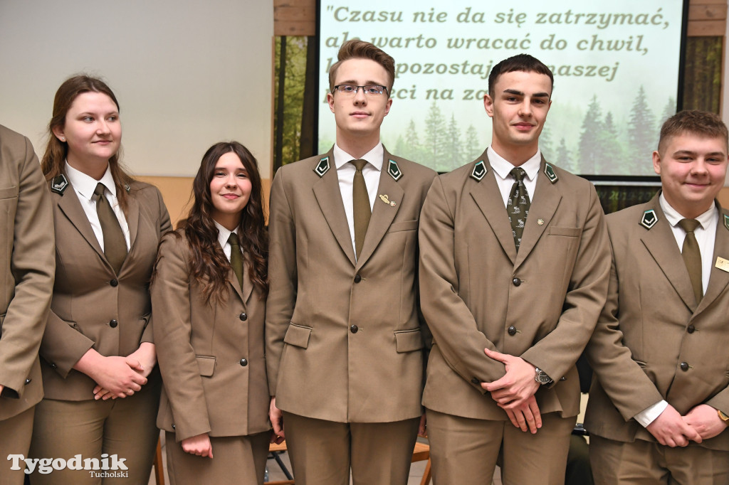 Technikum Leśne w Tucholi - pożegnanie absolwentów 2023
