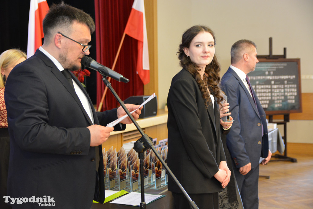 Nowodworek żegna absolwentów / GALERIA ZDJĘĆ