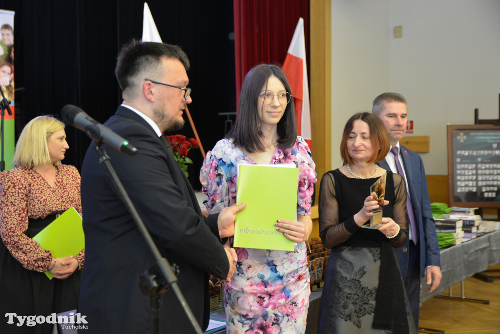 Nowodworek żegna absolwentów / GALERIA ZDJĘĆ