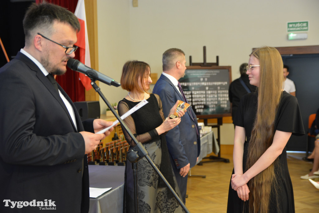 Nowodworek żegna absolwentów / GALERIA ZDJĘĆ