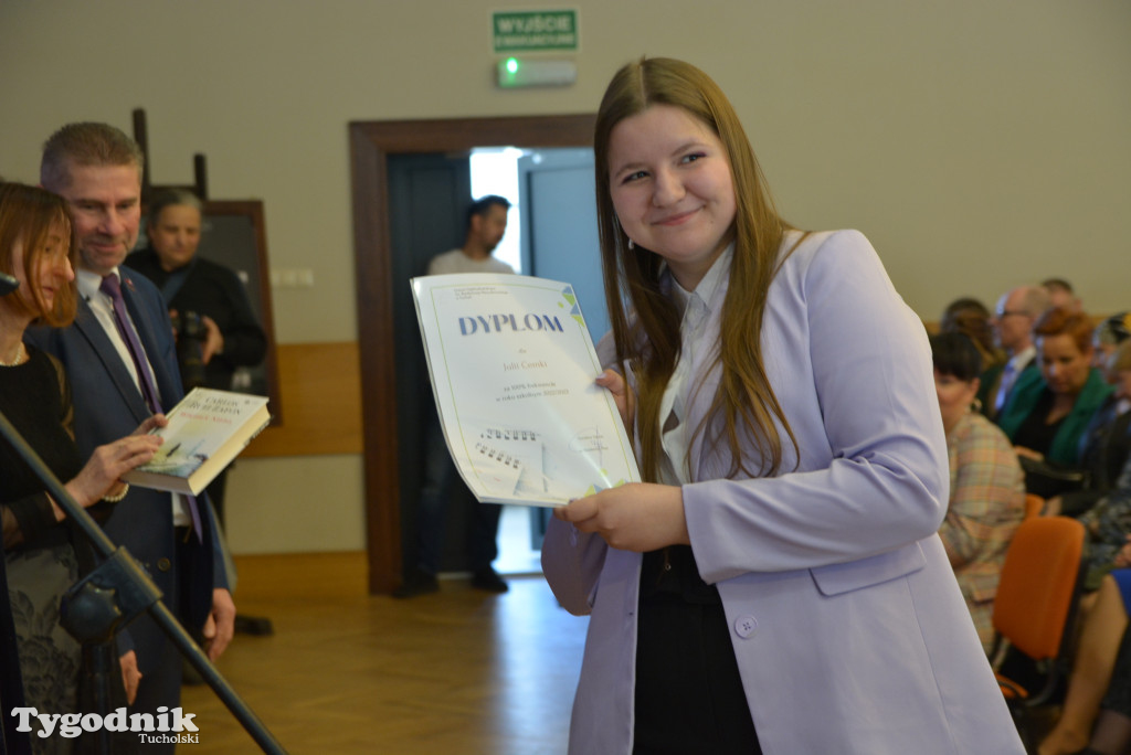 Nowodworek żegna absolwentów / GALERIA ZDJĘĆ