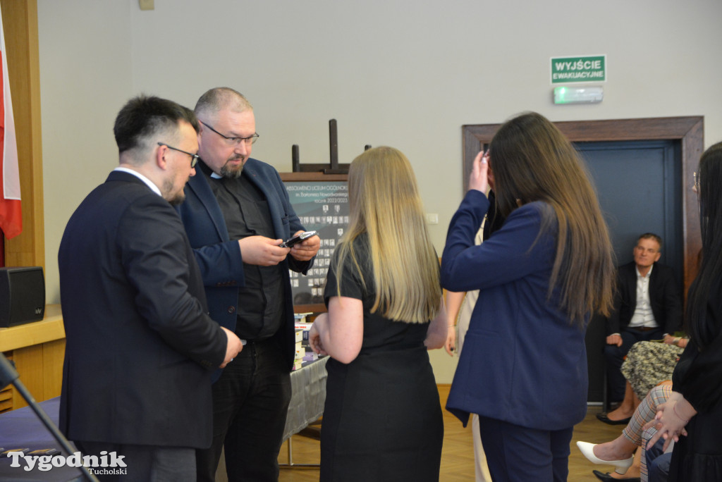 Nowodworek żegna absolwentów / GALERIA ZDJĘĆ