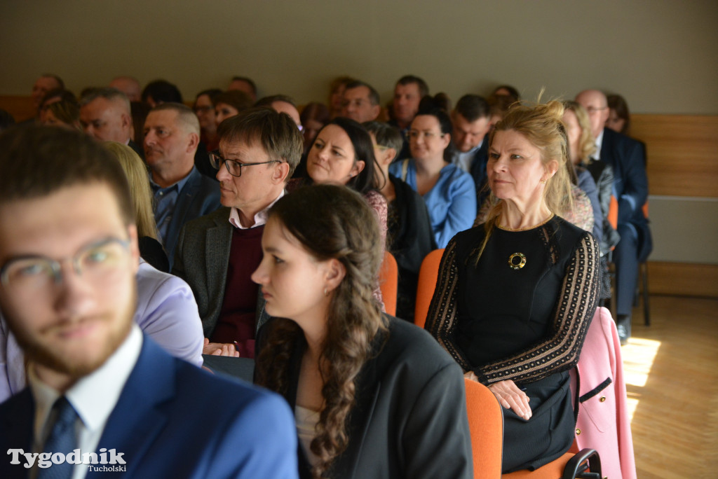 Nowodworek żegna absolwentów / GALERIA ZDJĘĆ