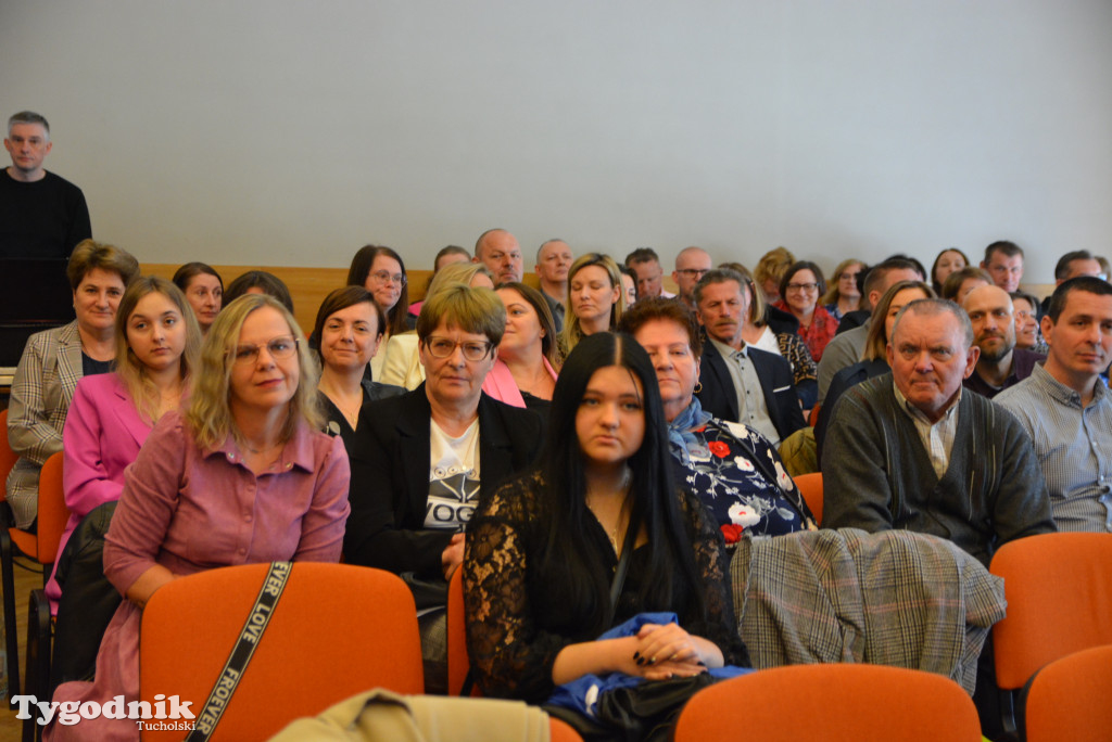 Nowodworek żegna absolwentów / GALERIA ZDJĘĆ