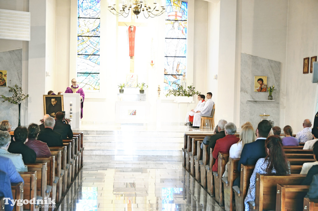 Ulica ks. Henryka Krolla w Żalnie. 17 lat temu zabito go podczas włamania