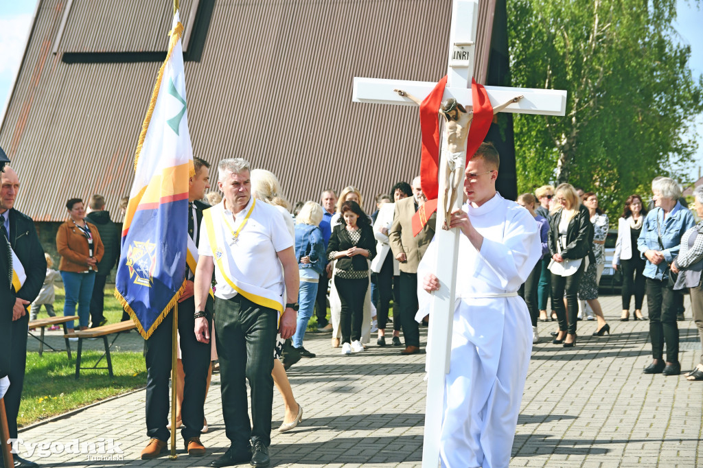 Ulica ks. Henryka Krolla w Żalnie. 17 lat temu zabito go podczas włamania