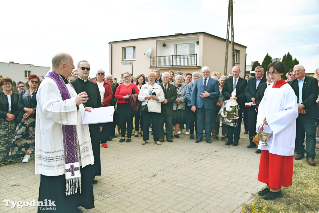 Ulica ks. Henryka Krolla w Żalnie. 17 lat temu zabito go podczas włamania