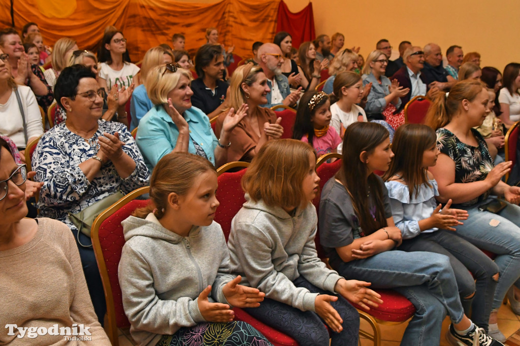 Lubiewo: zespół teatralny A co tam