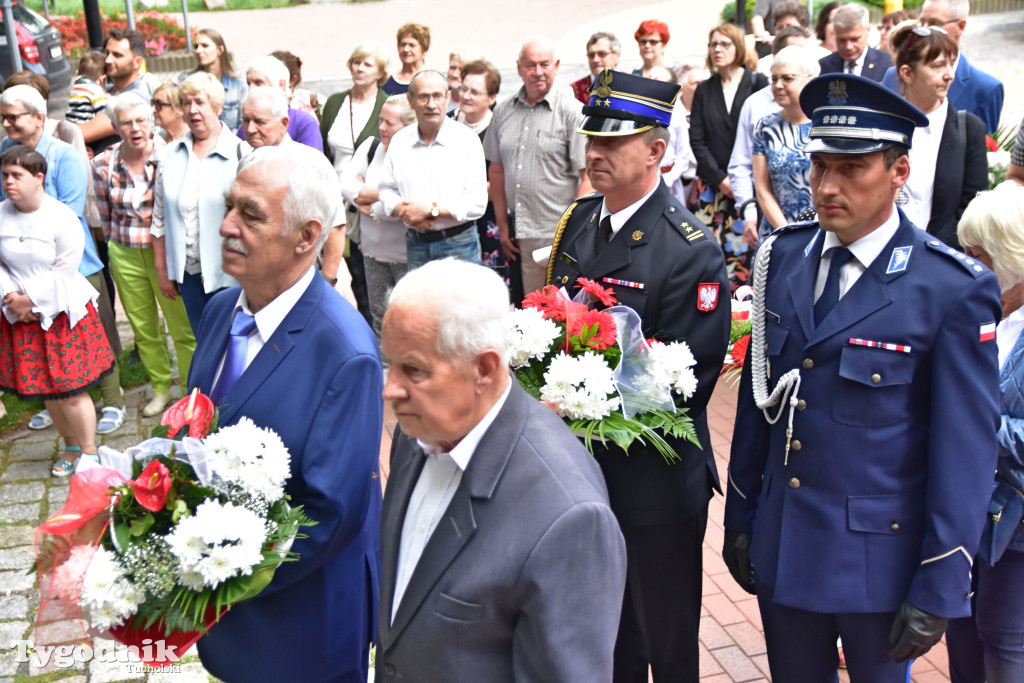 Uroczystość przy pomniku św. Małgorzaty w Tucholi