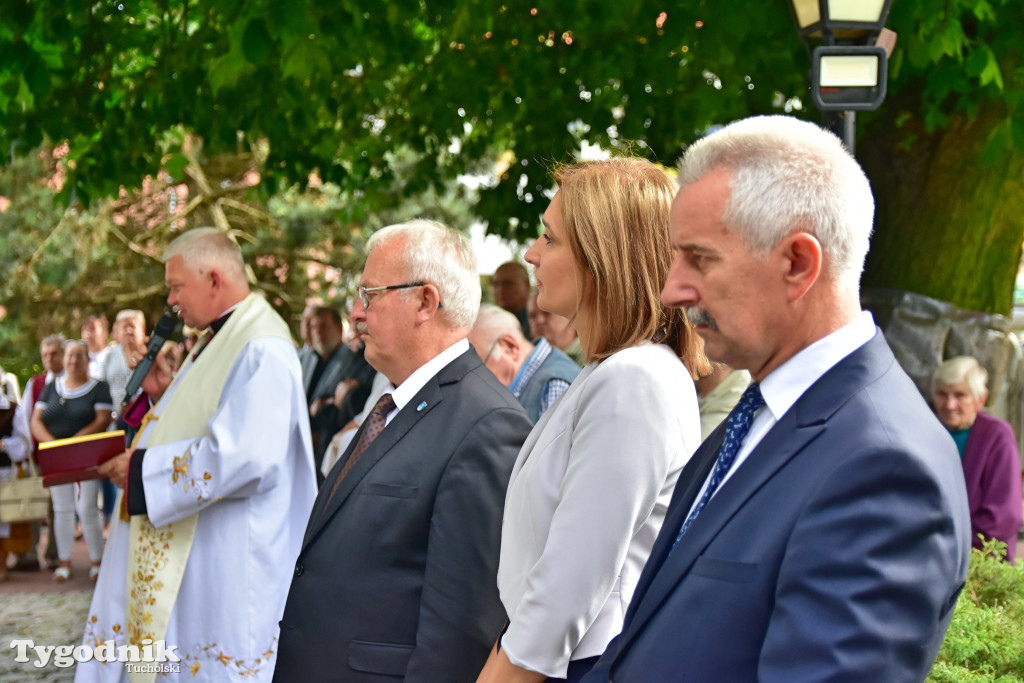 Uroczystość przy pomniku św. Małgorzaty w Tucholi