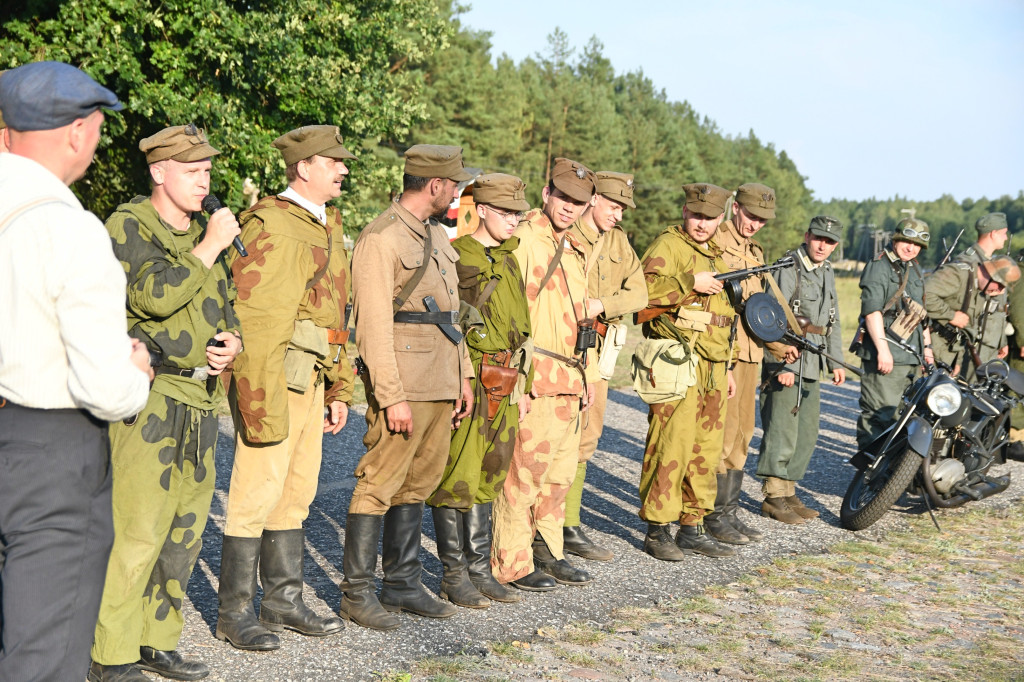 Inscenizacja historyczna w Wierzchucinie (19.08.23)