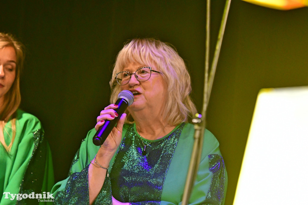 Chór Gospel Ave w Kinie Sokół w Tucholi