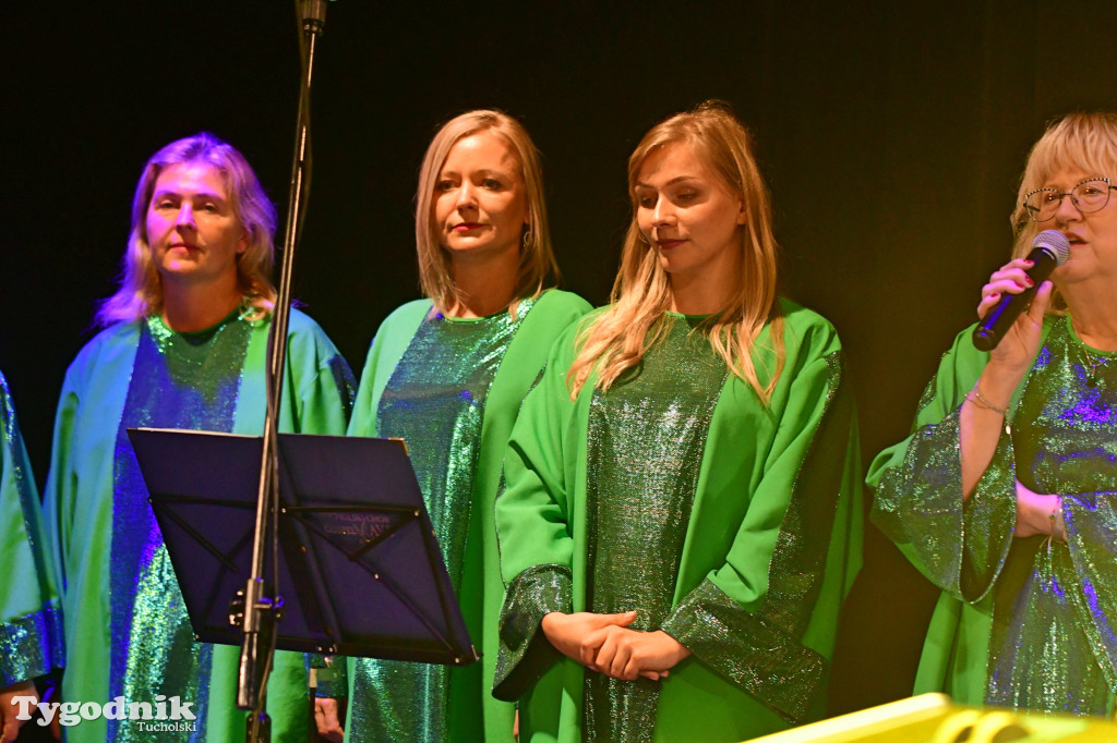 Chór Gospel Ave w Kinie Sokół w Tucholi