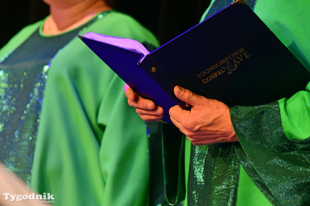 Chór Gospel Ave w Kinie Sokół w Tucholi
