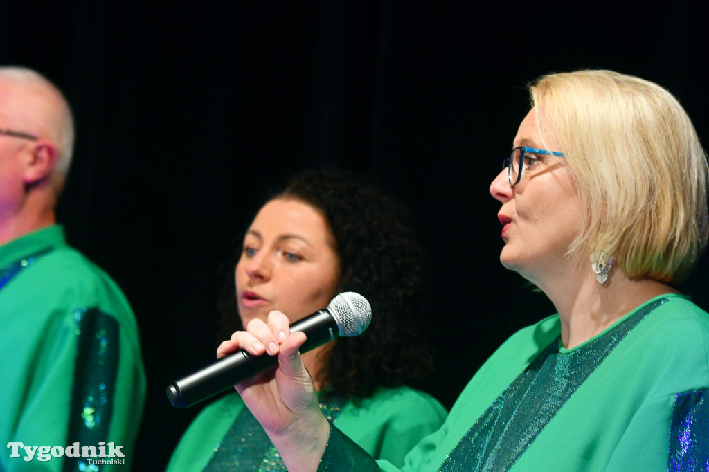 Chór Gospel Ave w Kinie Sokół w Tucholi
