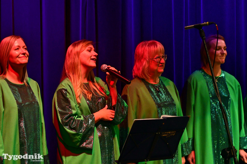 Chór Gospel Ave w Kinie Sokół w Tucholi