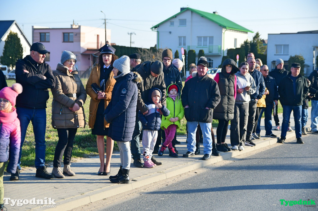 Nowy wóz OSP Lubiewo. Huczna uroczystość