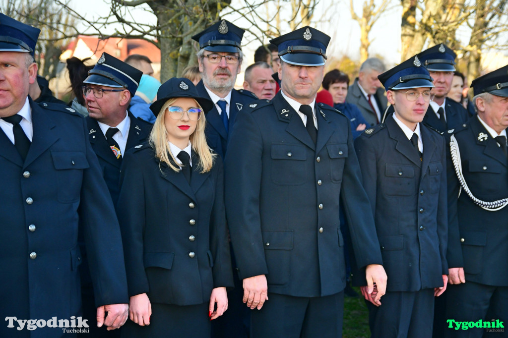 Nowy wóz OSP Lubiewo. Huczna uroczystość