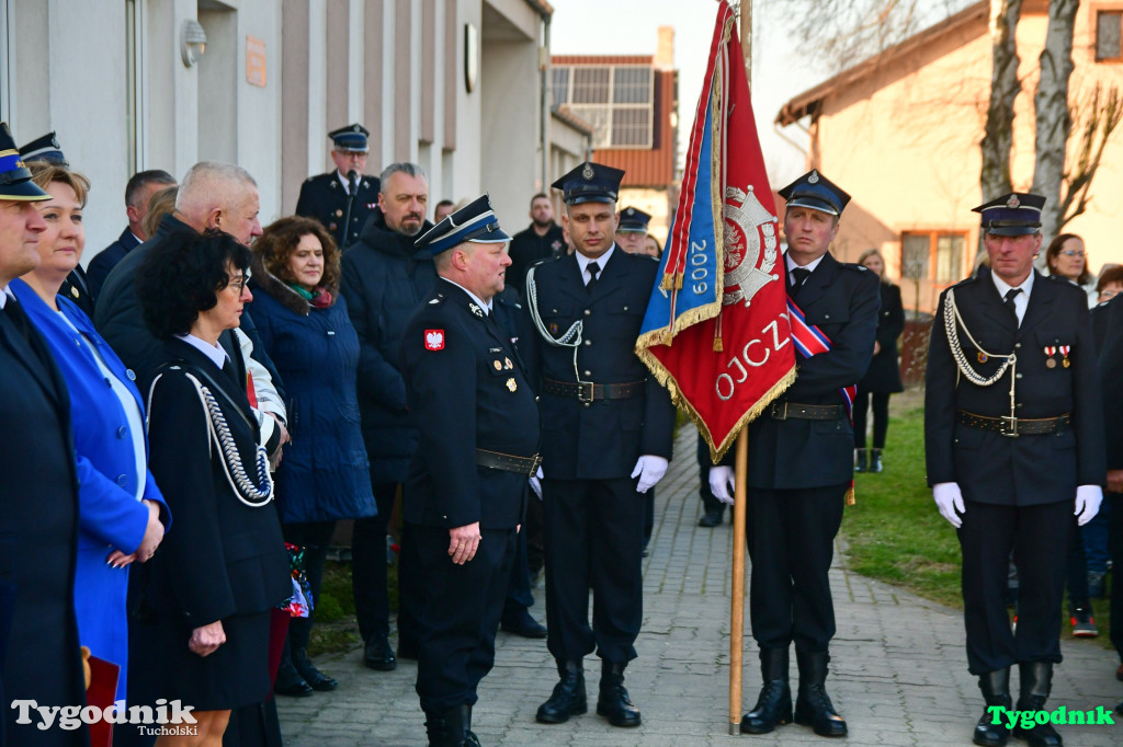 Nowy wóz OSP Lubiewo. Huczna uroczystość